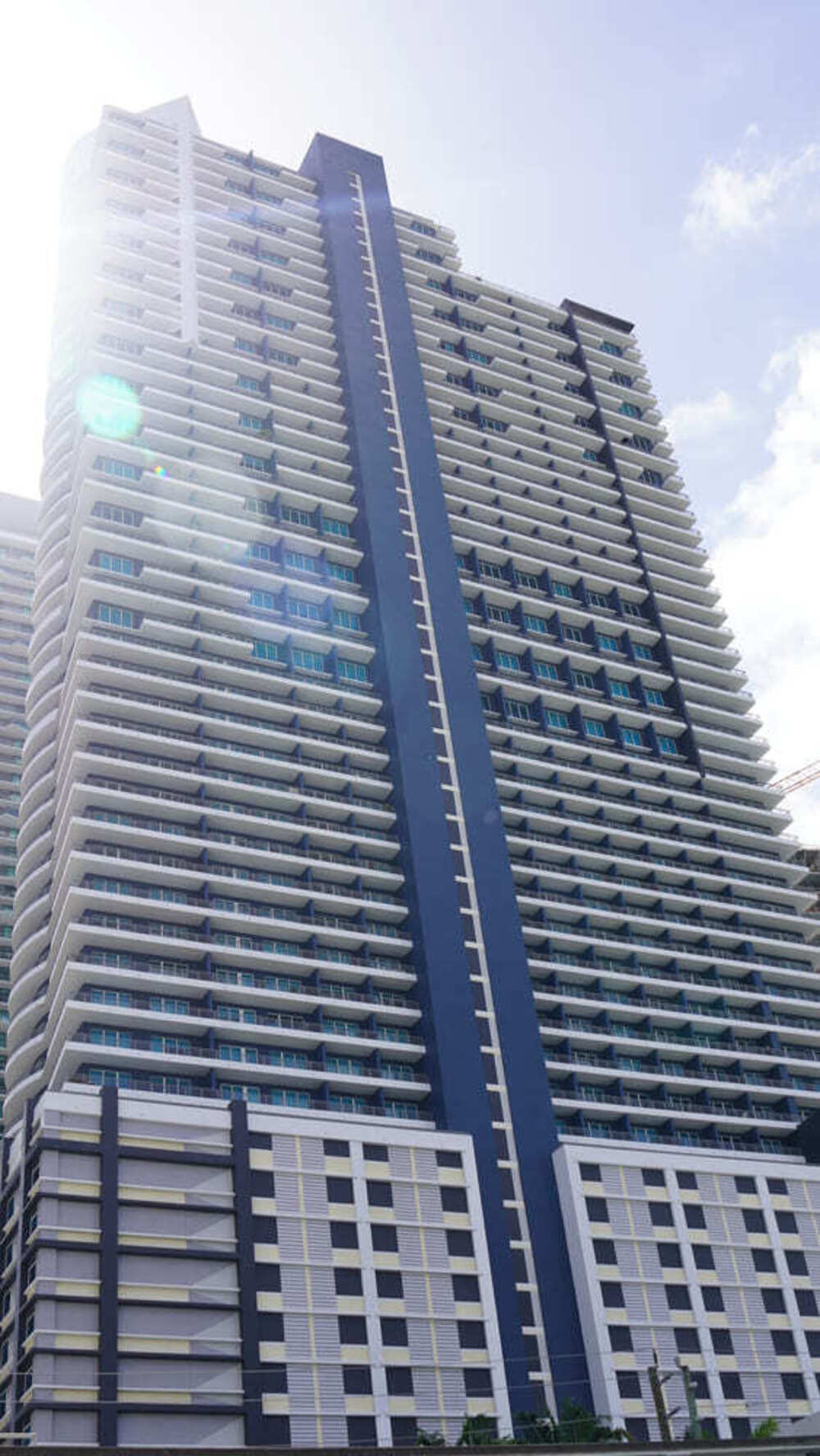 Building photo 4
